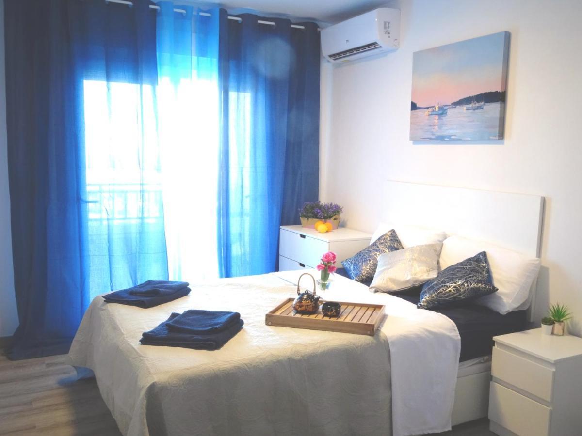 Studio With Terrace And Pool Torrevieja Exterior photo